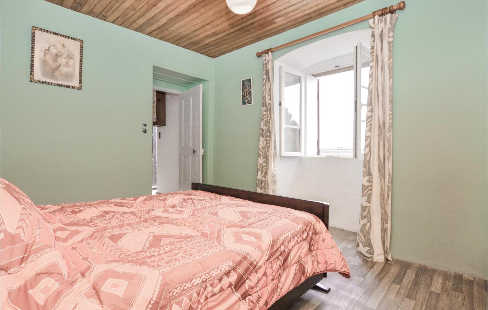 Lovely Apartment In Pietranera With Wifi Exteriér fotografie